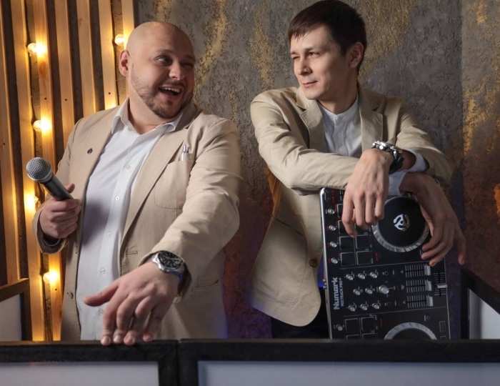 Ведущие и диджеи